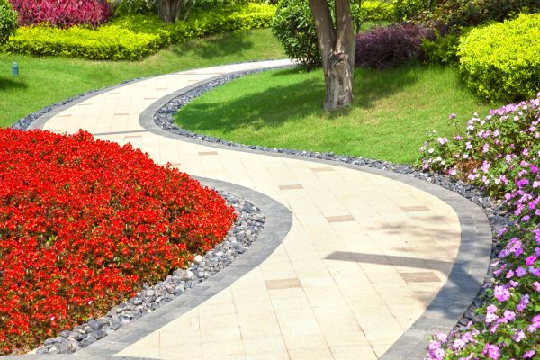 Cost of Garden Walkway Installation in Bel Air