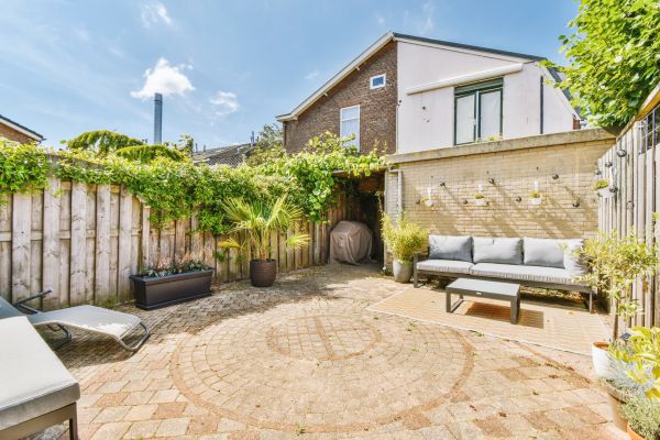 Cost of Courtyard Patio Service in Bel Air